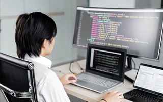 酒泉 api php源码,下载的php源码怎么运行呢？